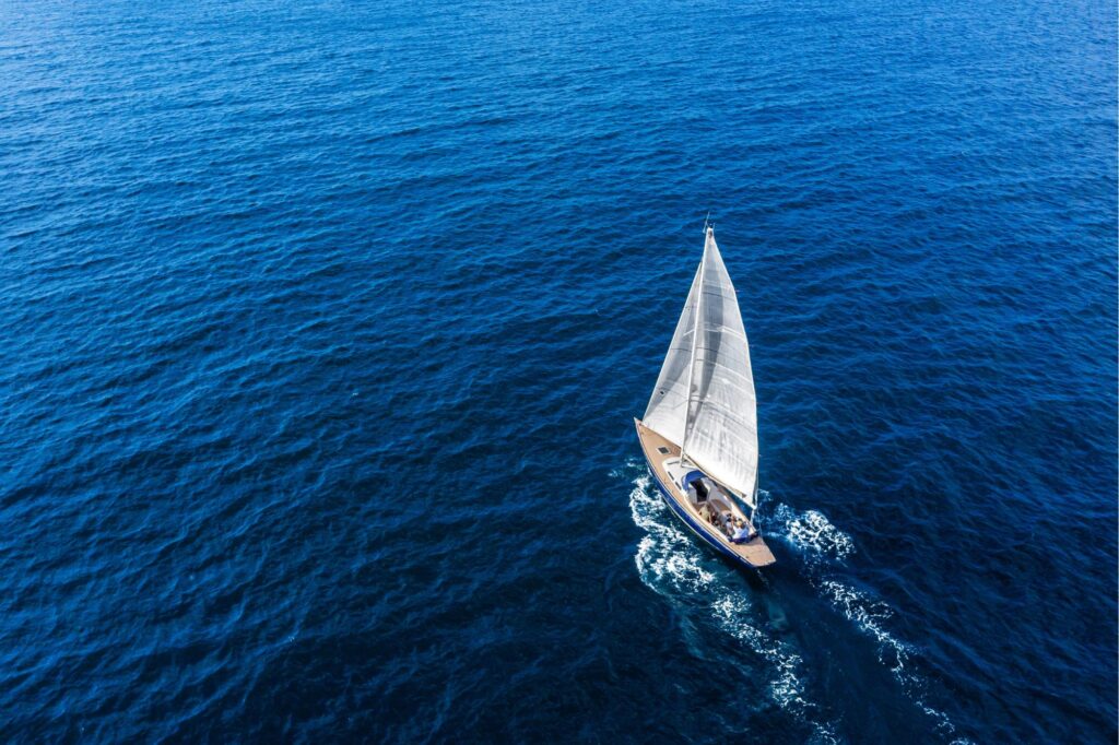 5 reasons to visit Greece